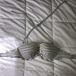 Victoria's Secret 32DD tripped bathing suit